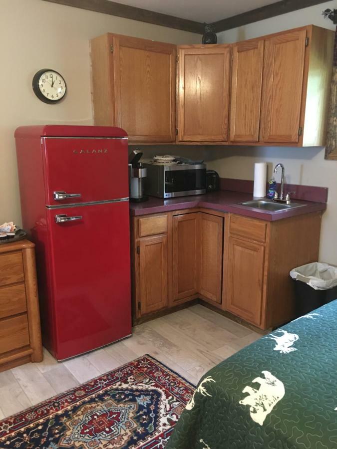 Warrensburg Inn & Suites - 6 Mi To Lake George Εξωτερικό φωτογραφία