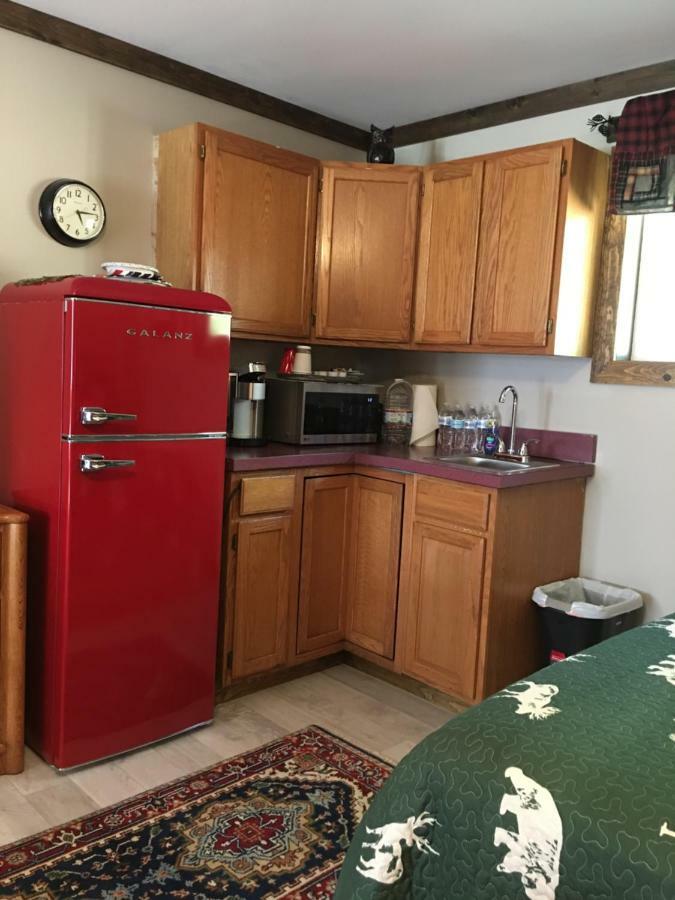 Warrensburg Inn & Suites - 6 Mi To Lake George Εξωτερικό φωτογραφία