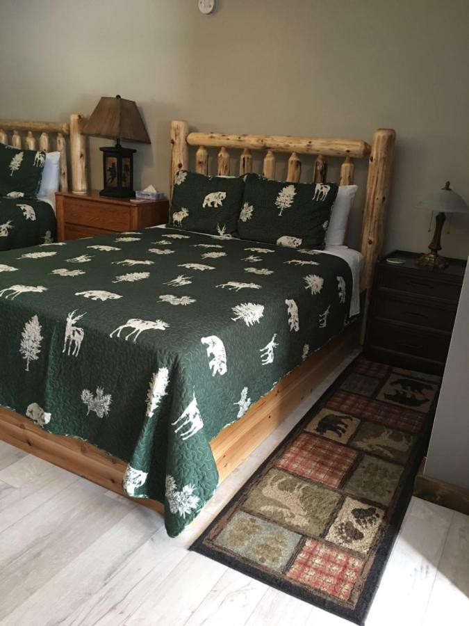 Warrensburg Inn & Suites - 6 Mi To Lake George Εξωτερικό φωτογραφία