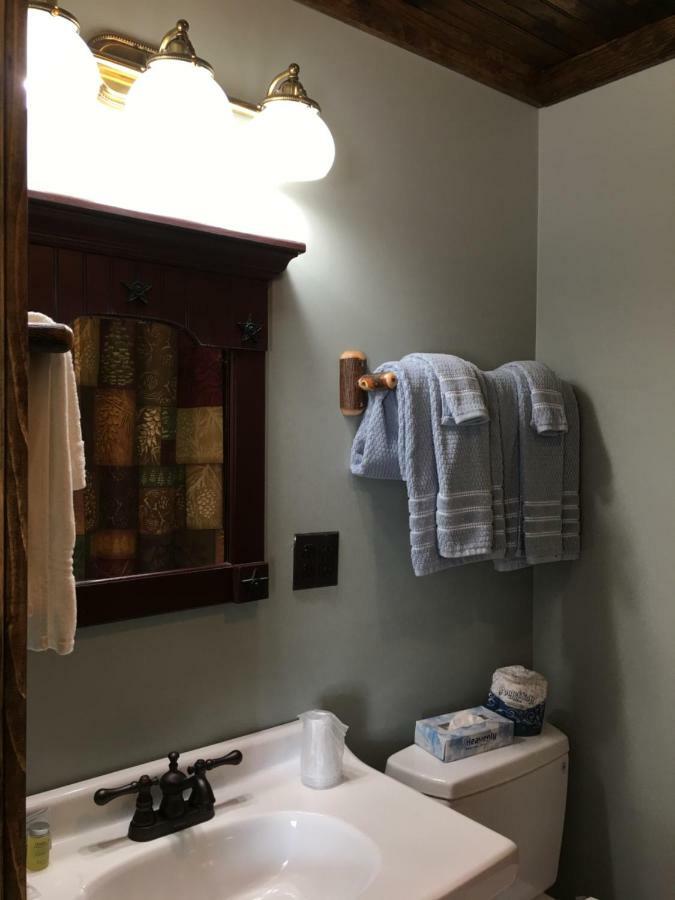 Warrensburg Inn & Suites - 6 Mi To Lake George Εξωτερικό φωτογραφία